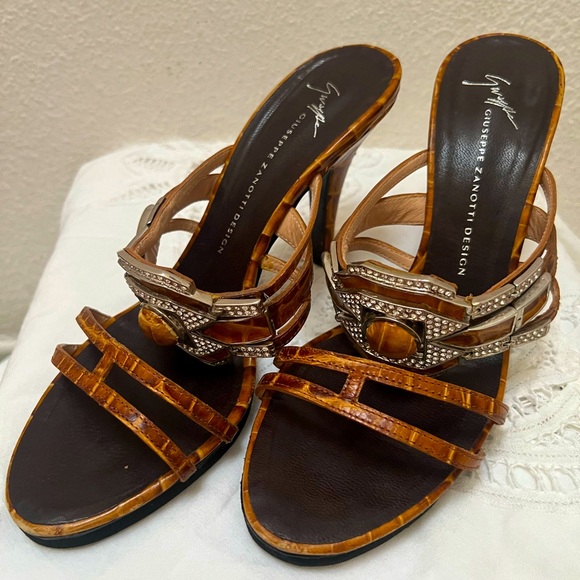 Giuseppe Zanotti Design Rhinestones Heels Sandals - Picture 15 of 15